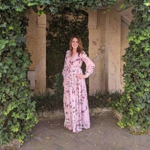 Pink lily dress size small